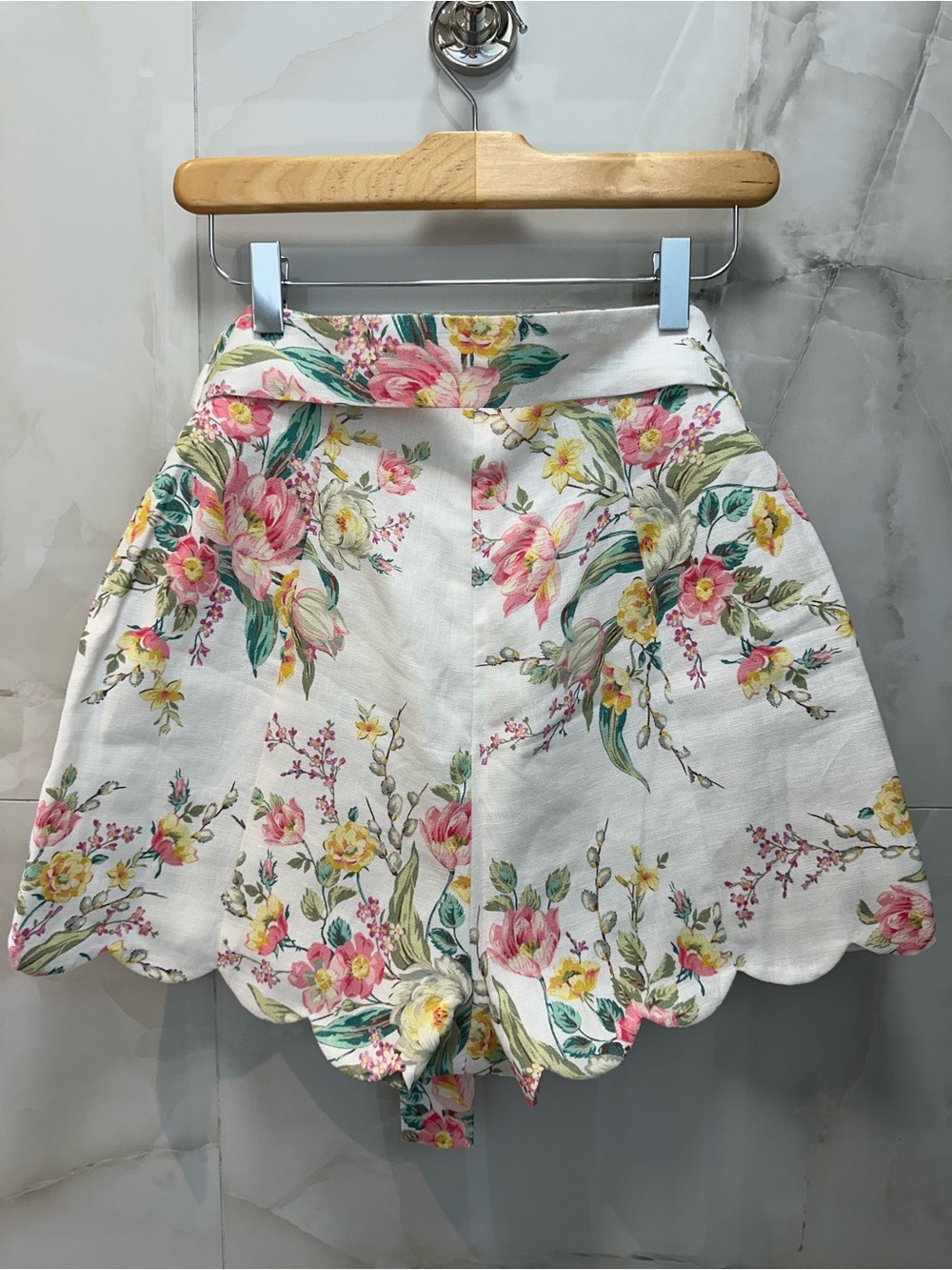 Zimmermann Zinnia High Waisted Linen Shorts AU size 1 - Picture 2 of 6
